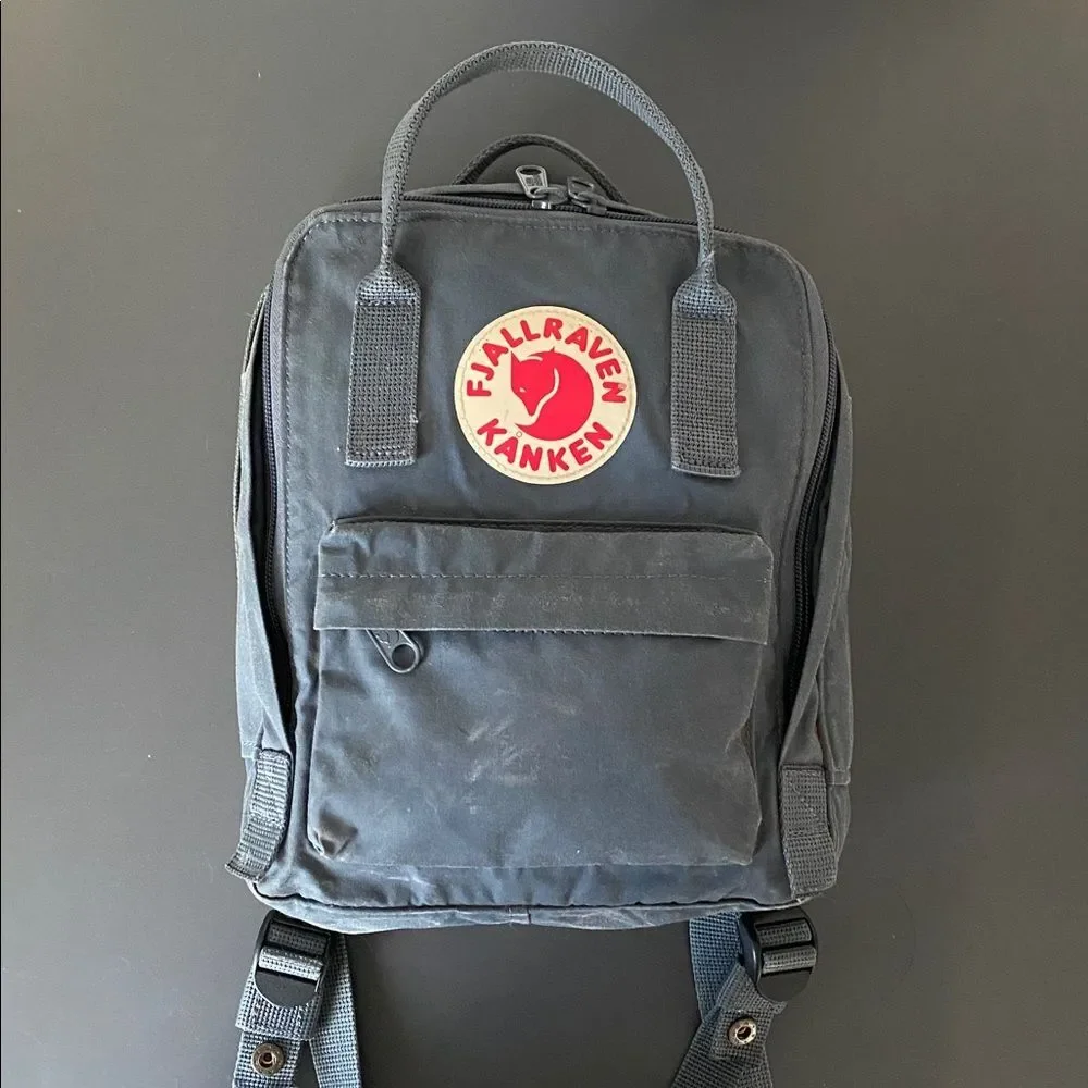 Fjallraven Kanken Mini Backpack 3L Dark Gray Chacole Outdoor Casual